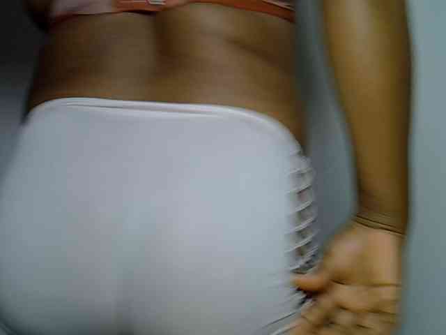 LadyNoire webcam