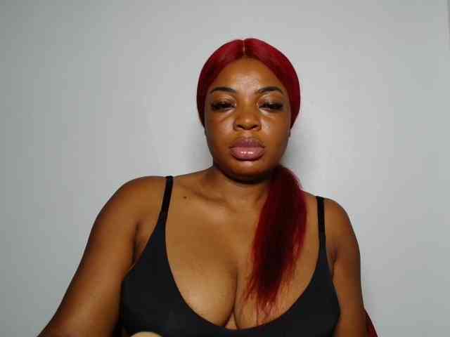 LadyNoire webcam