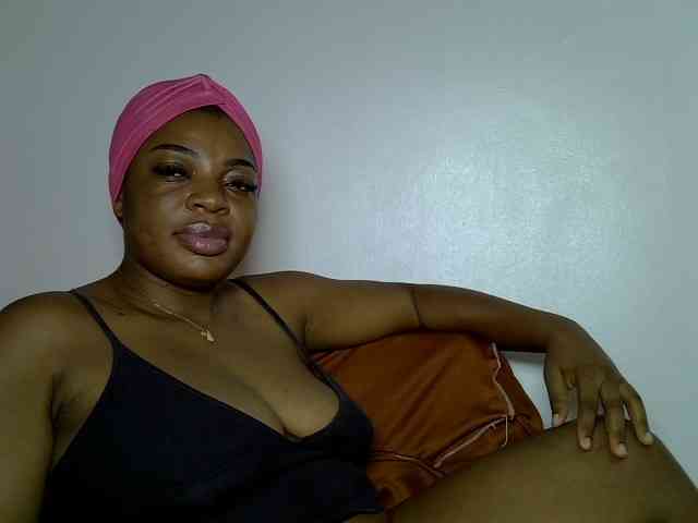 LuxeEmpress LuxeEmpress