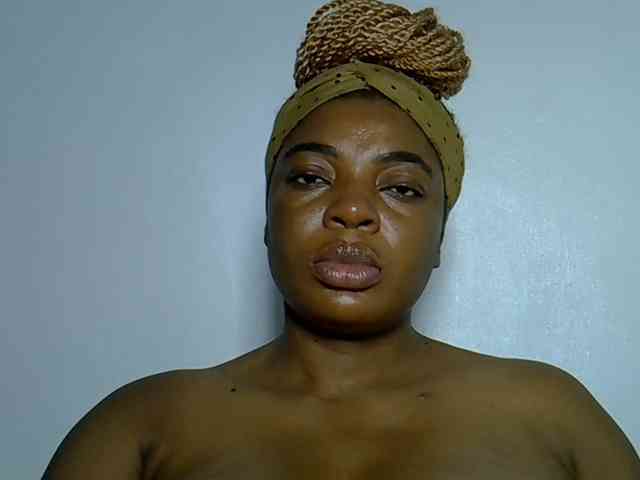 LadyNoire webcam