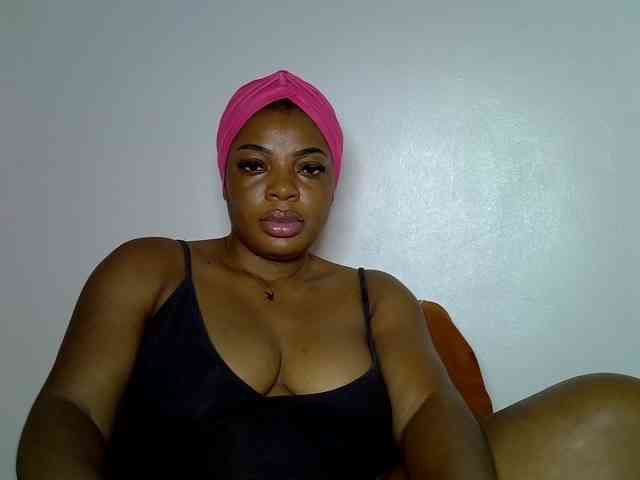 LuxeEmpress LuxeEmpress