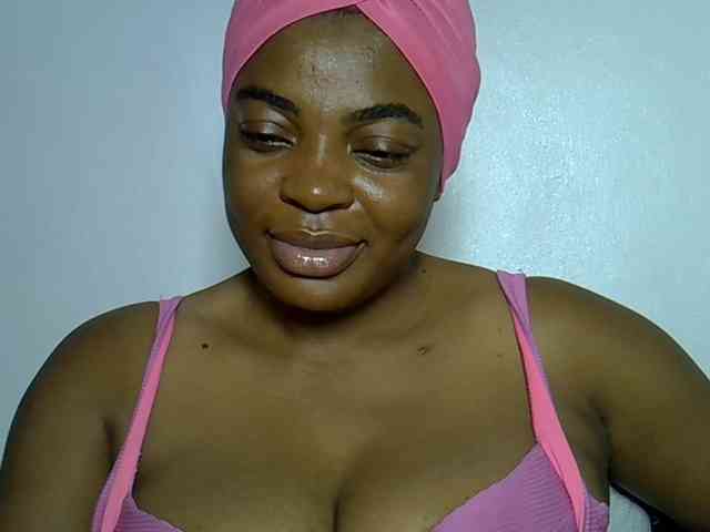 LadyNoire webcam
