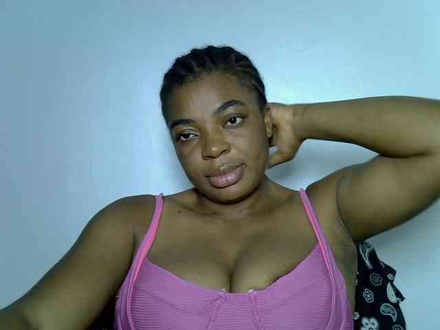 LadyNoire webcam