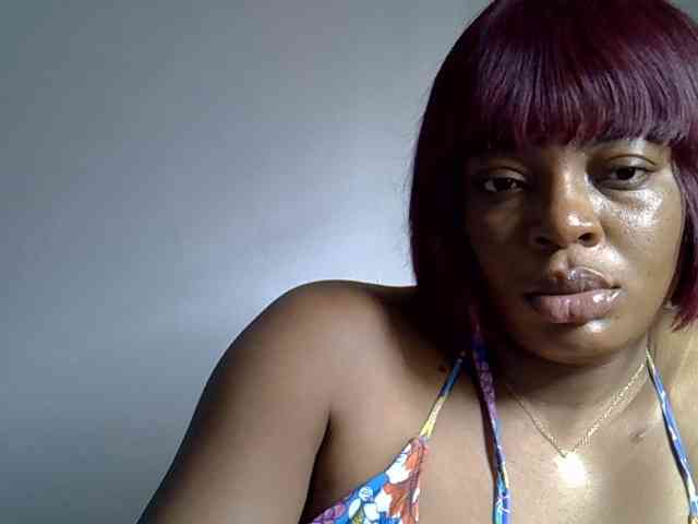 LadyNoire webcam