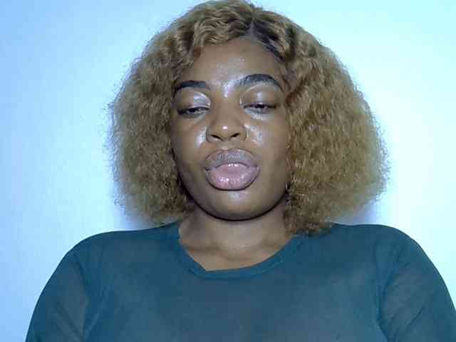 Alpha_Dom_Goddess webcam