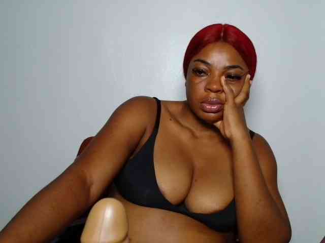LadyNoire webcam