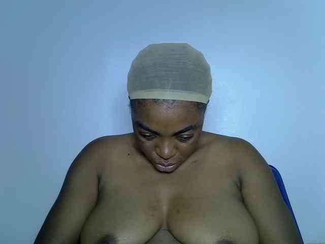 LuxeEmpress LuxeEmpress
