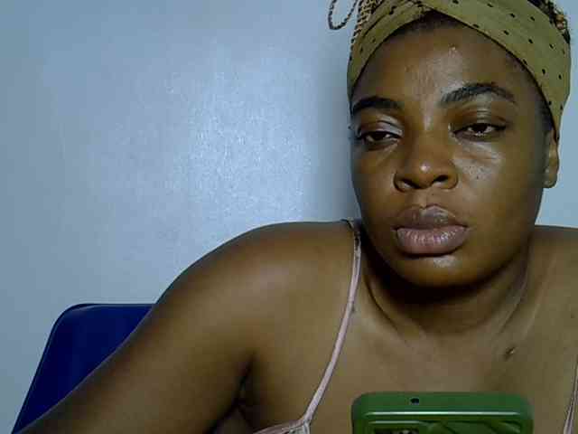 LadyNoire webcam