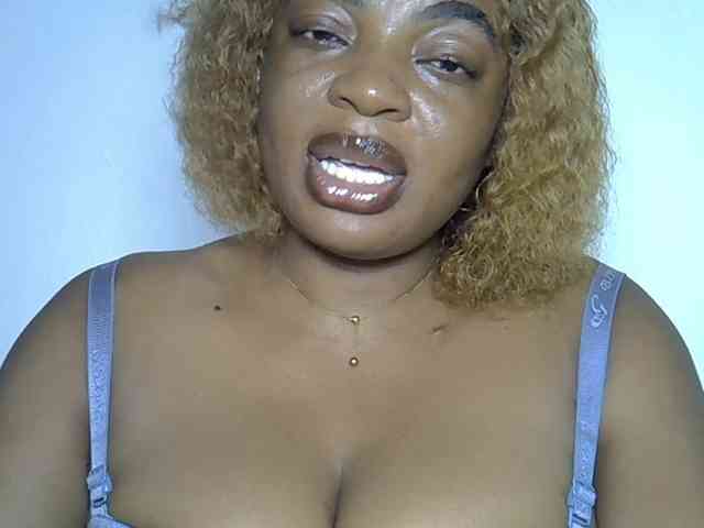Alpha_Dom_Goddess webcam