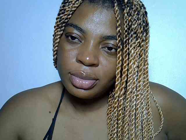 LadyNoire webcam