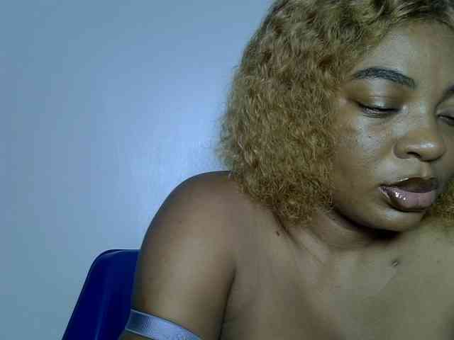 Alpha_Dom_Goddess