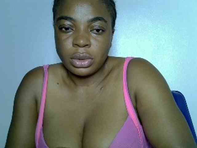 LadyNoire webcam