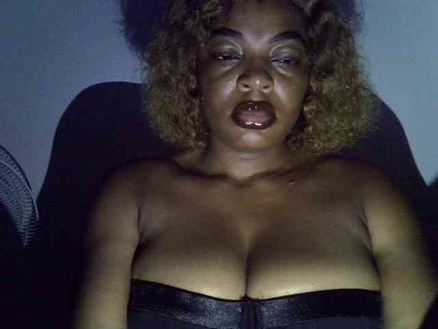 Alpha_Dom_Goddess webcam