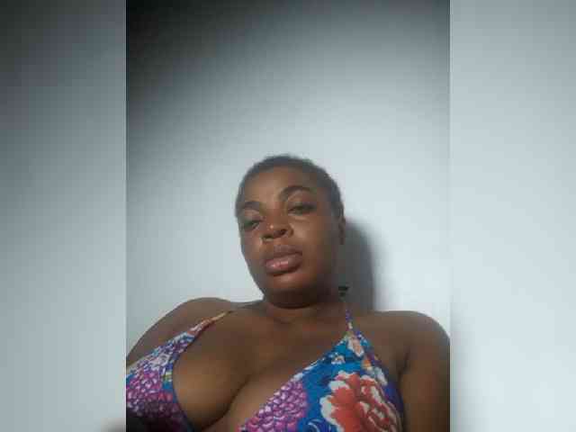 LadyNoire webcam
