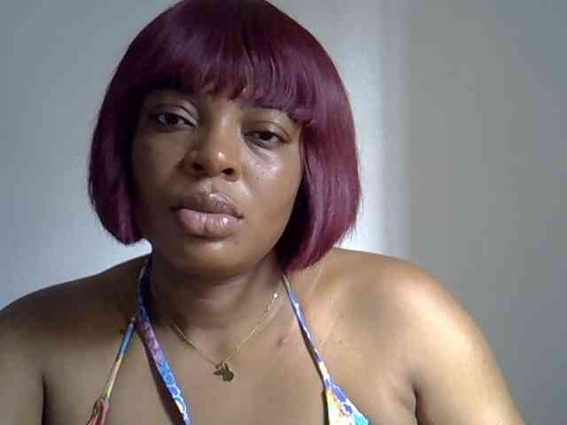 LadyNoire webcam
