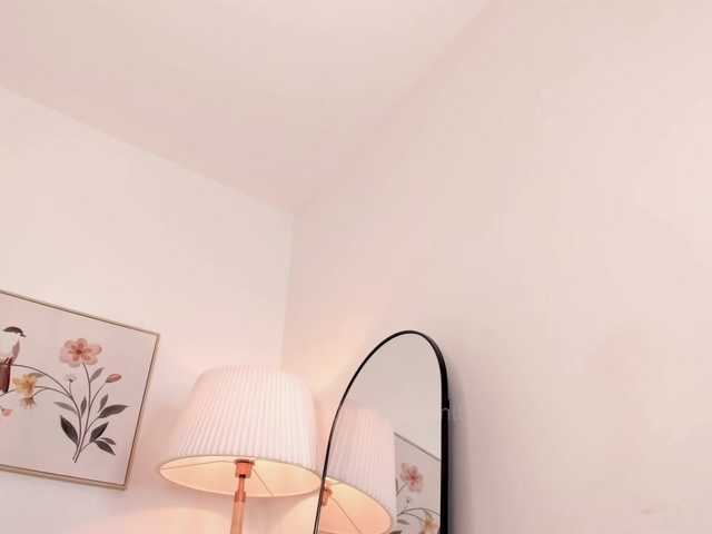 Nathaly-laurentt live webcam show