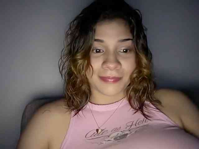 ImMolly06 webcam