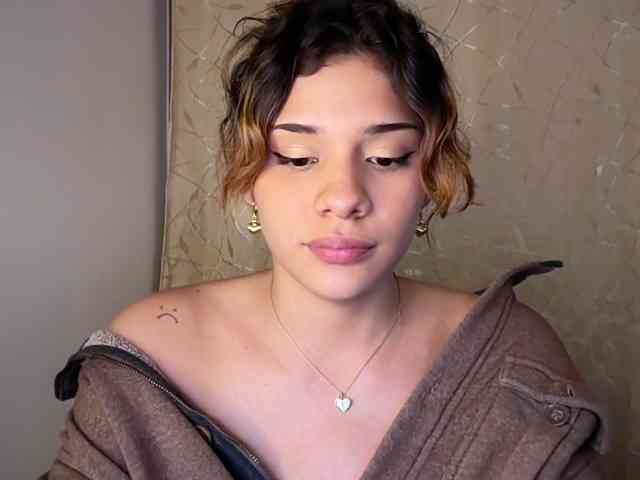 ImMolly06 webcam