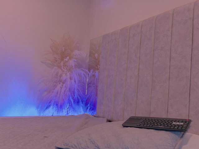 Elektra--9 live cam on BongaCams