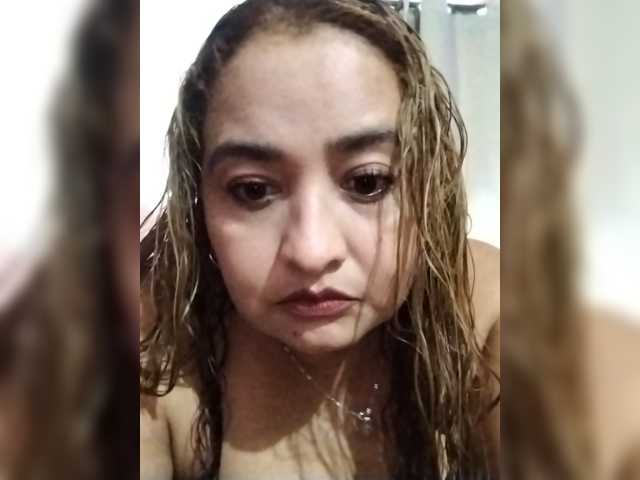 Luna42 live cam on BongaCams