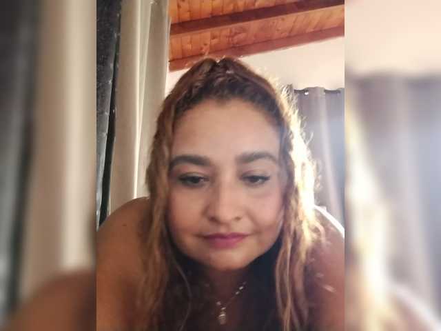 Luna42 live cam on BongaCams