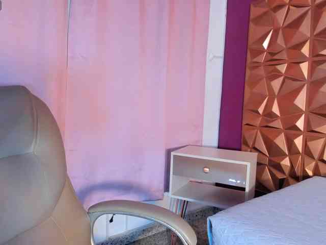 Mailynbusty webcam