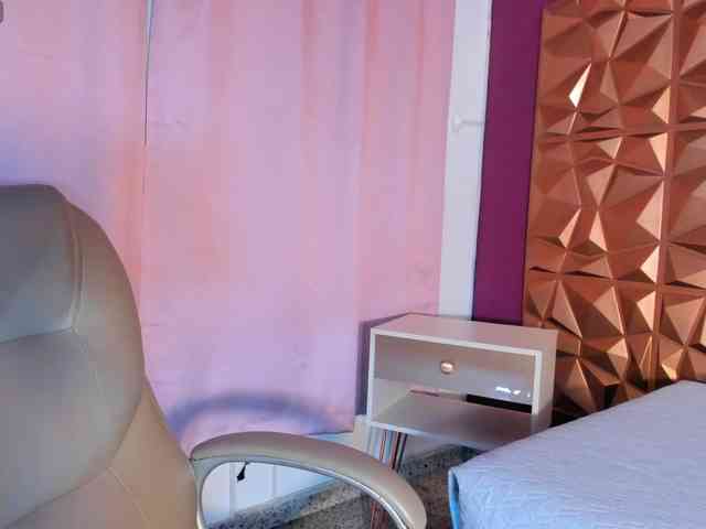 Mailynbusty webcam