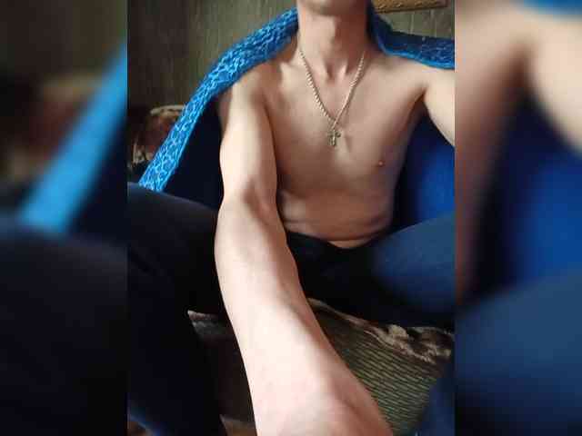 Zevs1121 Live Webcam on BongaCams