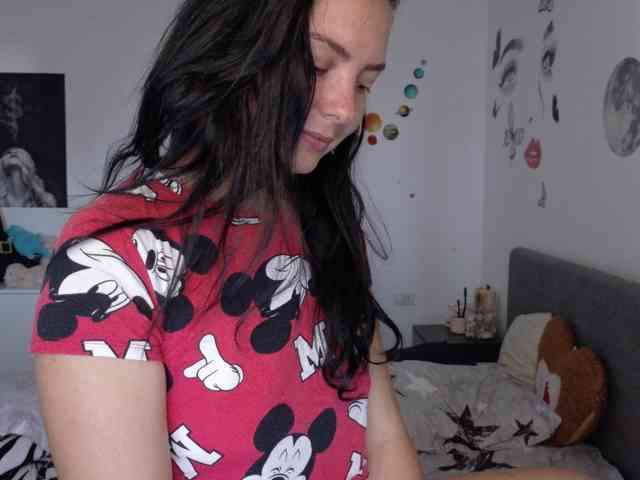 WetPussy1 webcam