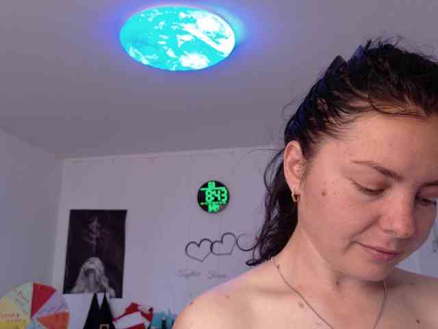 WetPussy1 webcam