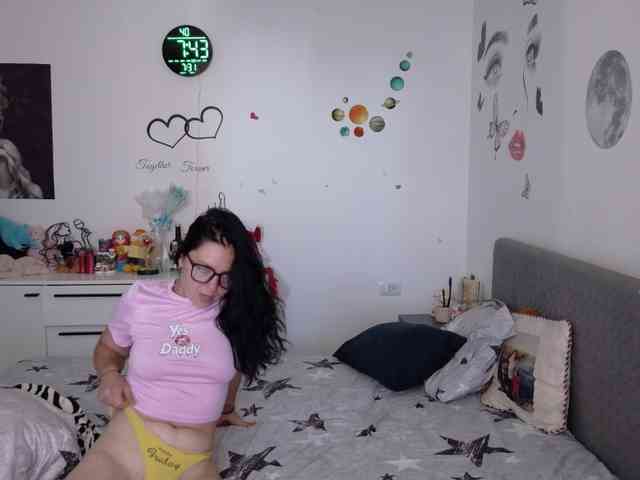 Modelo: WetPussy1