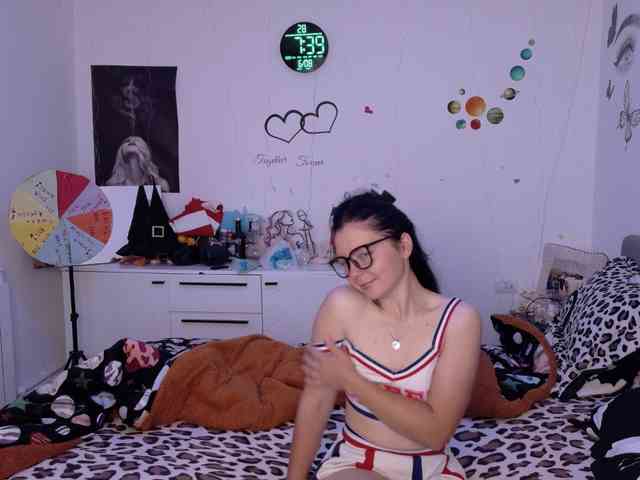 WetPussy1 webcam