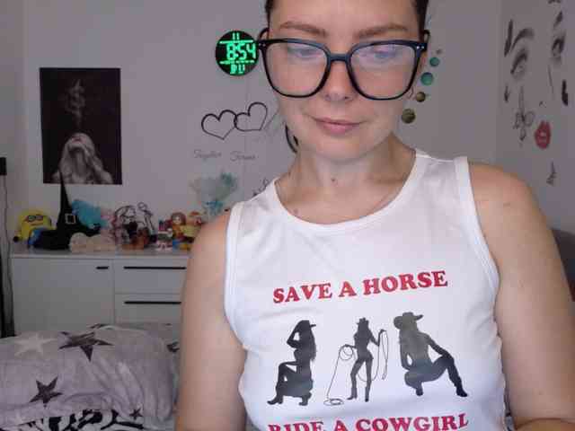 WetPussy1 webcam