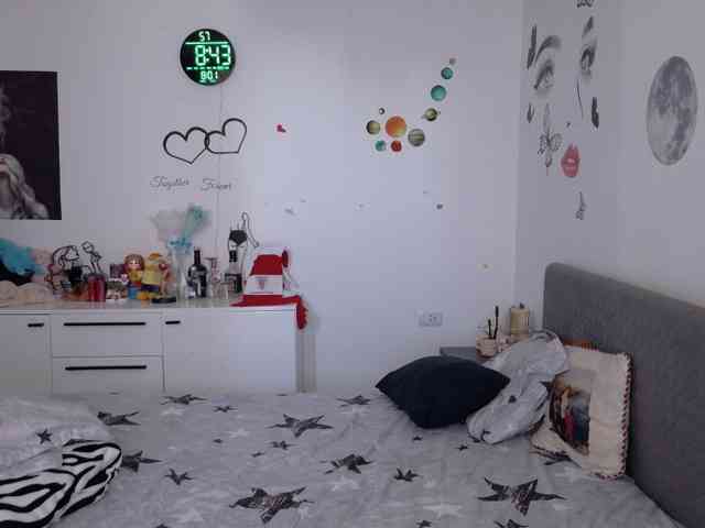 WetPussy1 webcam