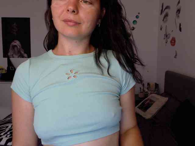 WetPussy1 webcam