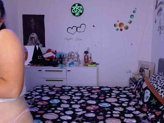 WetPussy1 webcam
