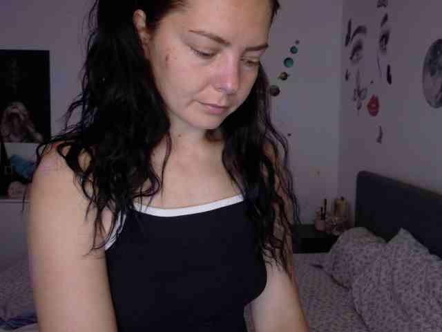 WetPussy1 webcam