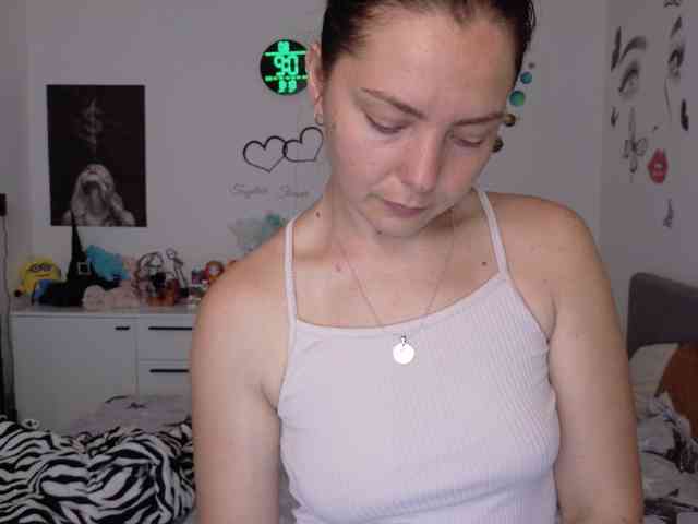 WetPussy1 webcam
