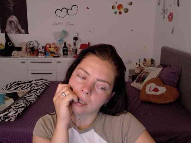 WetPussy1 webcam