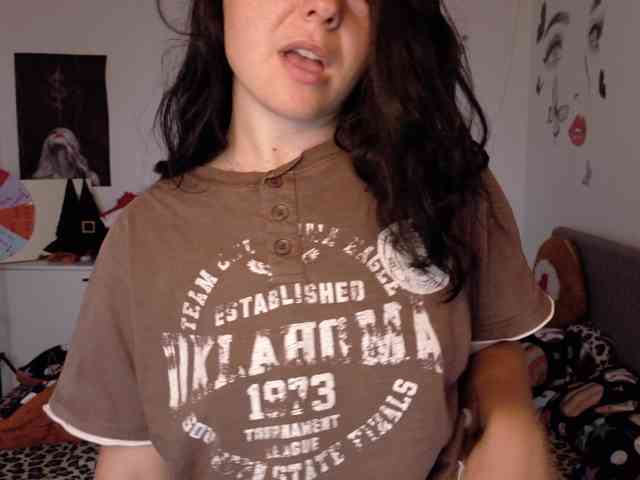 WetPussy1 webcam