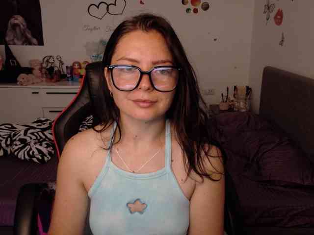 WetPussy1 webcam