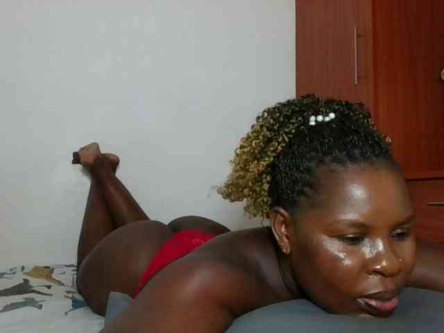 Queenmaya webcam
