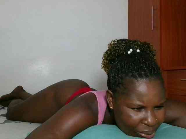 Queenmaya webcam