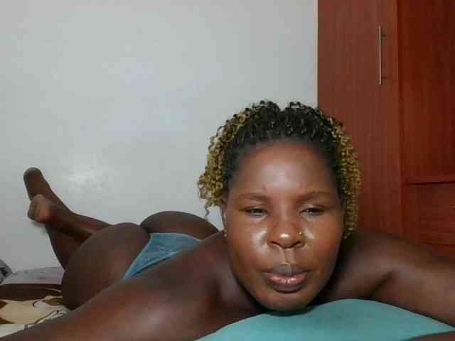 Queenmaya webcam