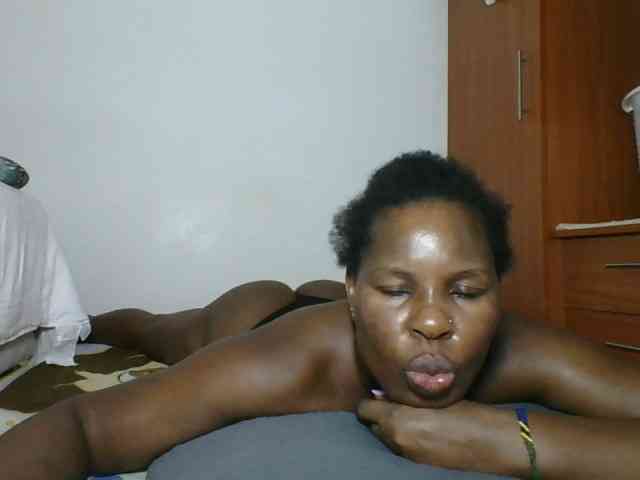 Queenmaya webcam