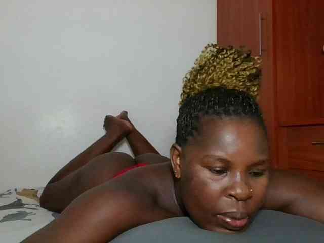 Queenmaya webcam