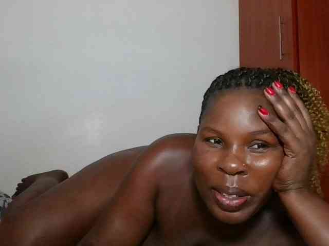 Queenmaya webcam
