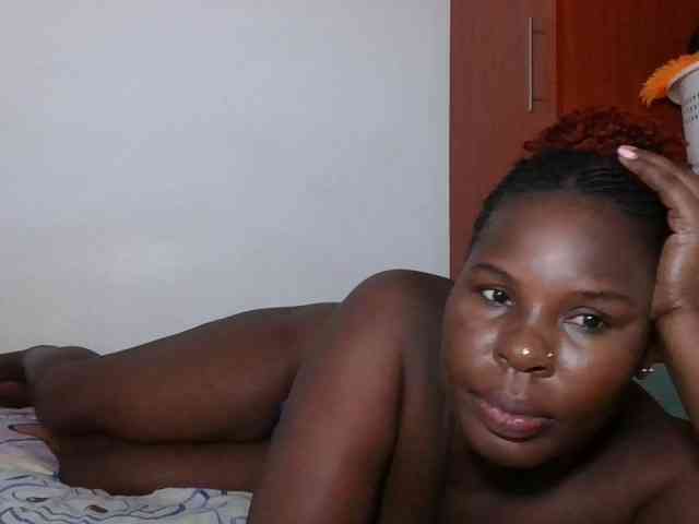 Queenmaya webcam