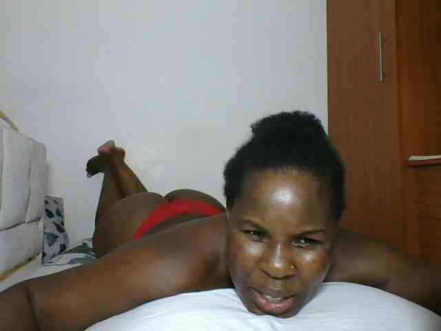 Queenmaya webcam