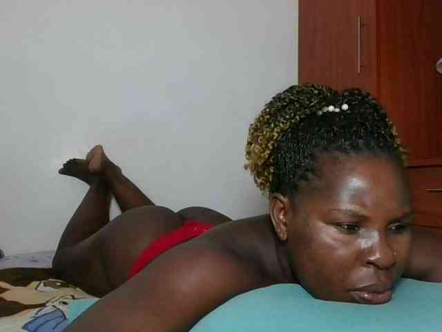 Queenmaya webcam